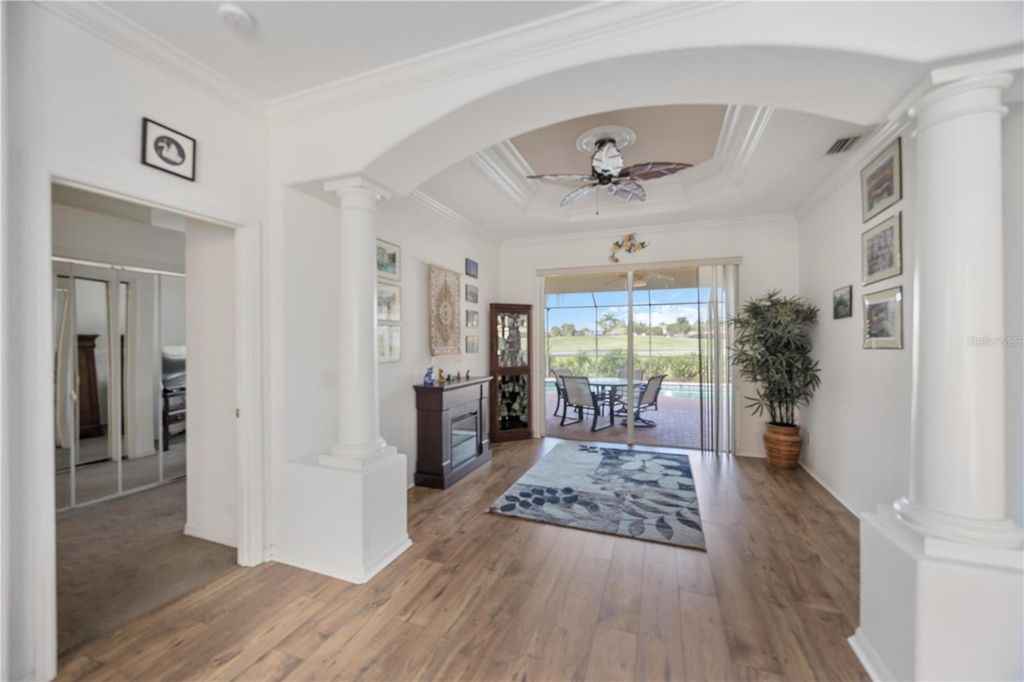 Image 5 of property listing at 226 HERITAGE ISLES WAY, Bradenton, FL 34212