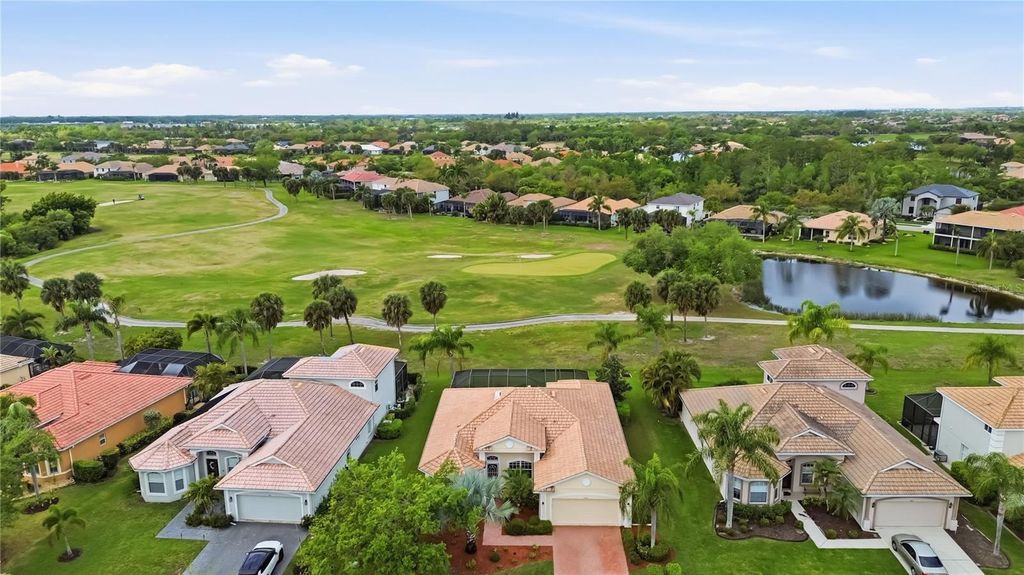 Image 47 of property listing at 226 HERITAGE ISLES WAY, Bradenton, FL 34212