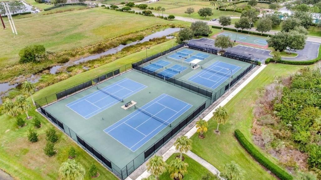 Image 57 of property listing at 226 HERITAGE ISLES WAY, Bradenton, FL 34212