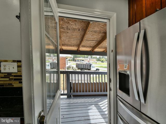 6403 98TH AVE, Lanham, MD 20706