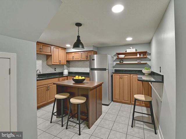 6403 98TH AVE, Lanham, MD 20706