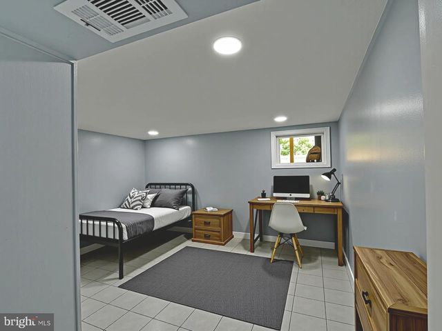 6403 98TH AVE, Lanham, MD 20706
