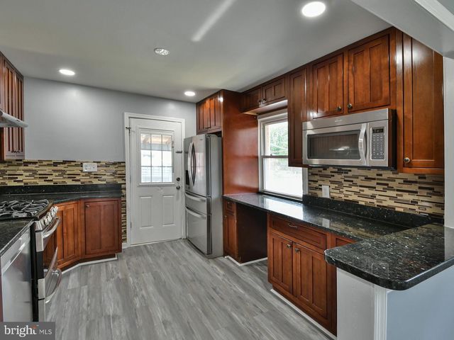 6403 98TH AVE, Lanham, MD 20706