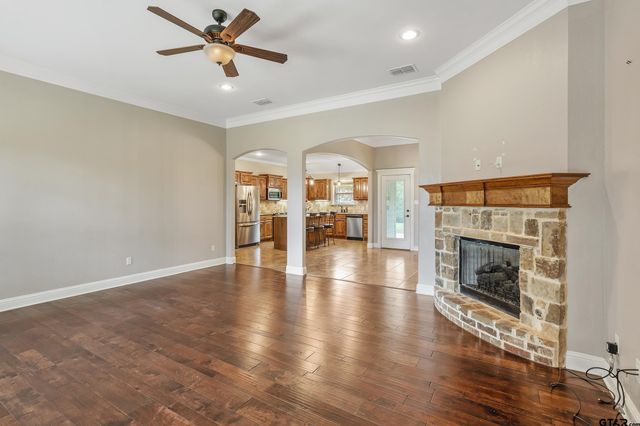 13553 Country Glen, Tyler, TX 75706