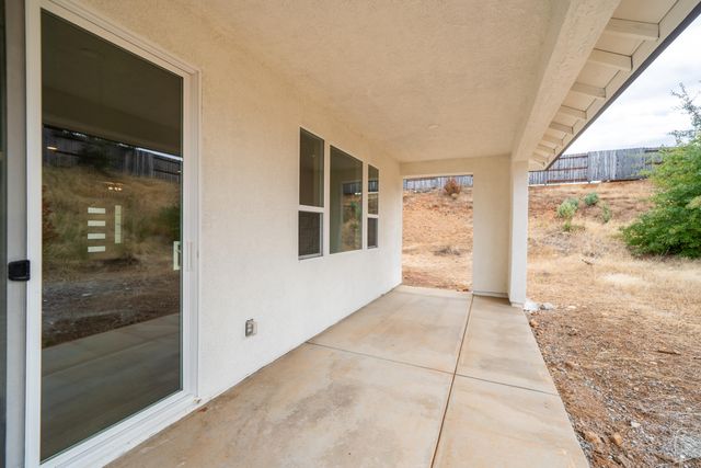 1132 Kellinger Street, Redding, CA 96003