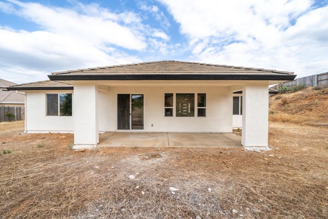 1132 Kellinger Street, Redding, CA 96003