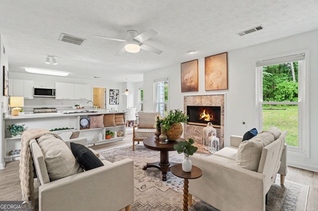 102 Kraftwood Park, Peachtree City, GA 30269