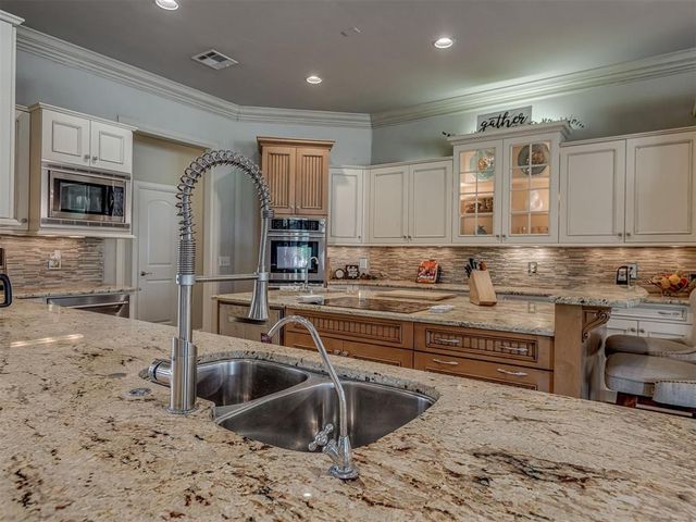 19355 Sportsman Road, Edmond, OK 73012