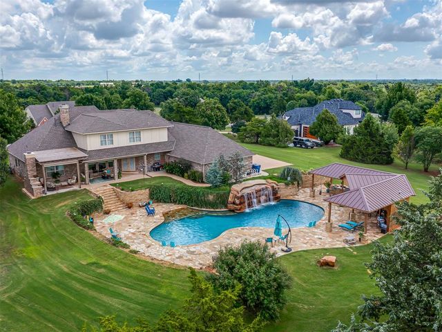 19355 Sportsman Road, Edmond, OK 73012
