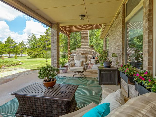 19355 Sportsman Road, Edmond, OK 73012