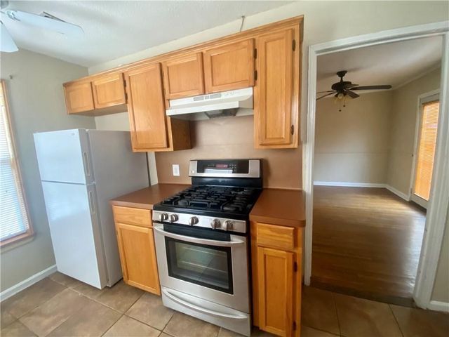 233 Eastgate Dr, Corpus Christi, TX 78408