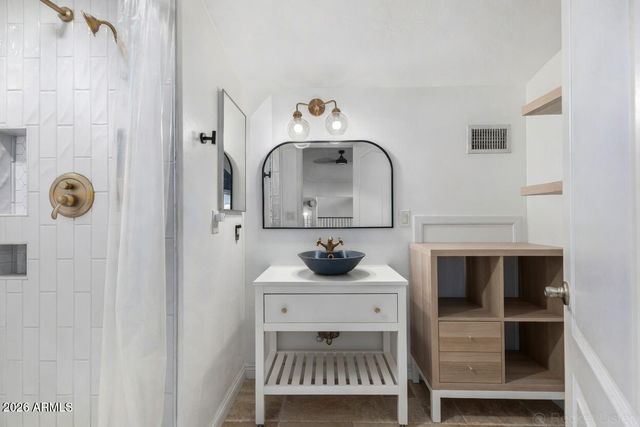 5607 S 21ST Place, Phoenix, AZ 85040