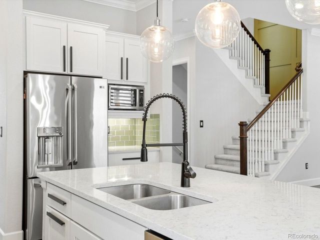 10562 Montecito Dr, Lone Tree, CO 80124