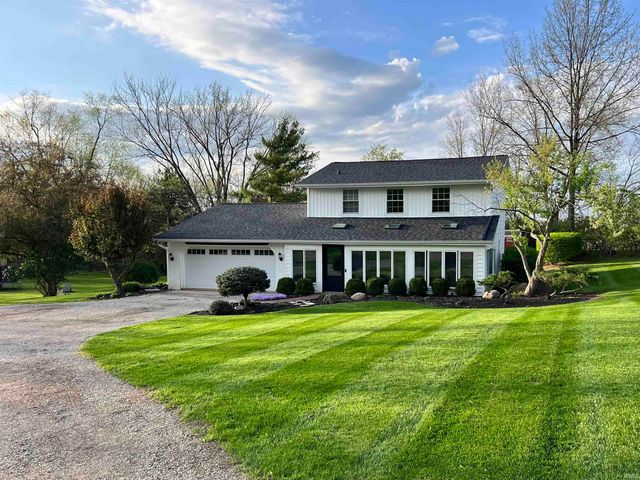 12103 Ernst Road, Roanoke, IN 46783