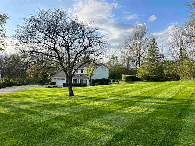 12103 Ernst Road, Roanoke, IN 46783