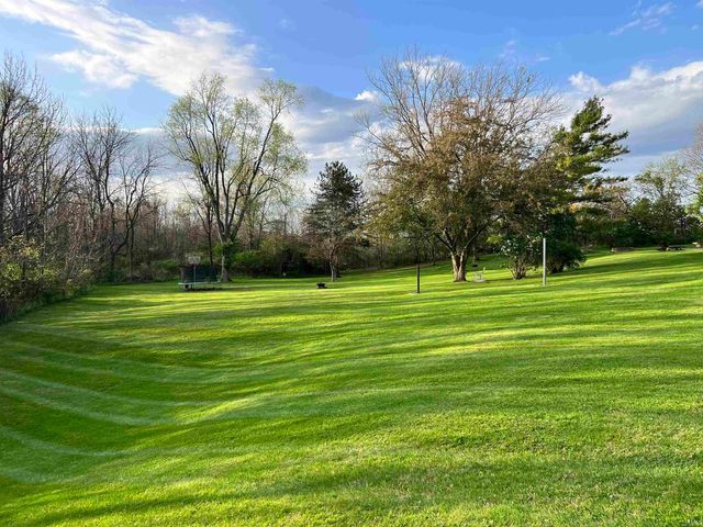 12103 Ernst Road, Roanoke, IN 46783
