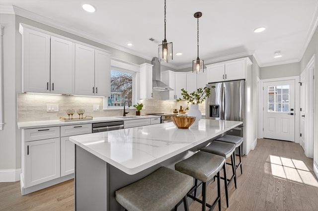 117 Emerald 117, Medford, MA 02155