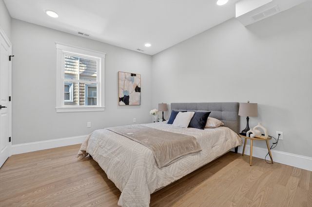 117 Emerald 117, Medford, MA 02155