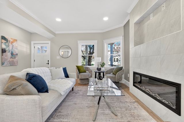 117 Emerald 117, Medford, MA 02155