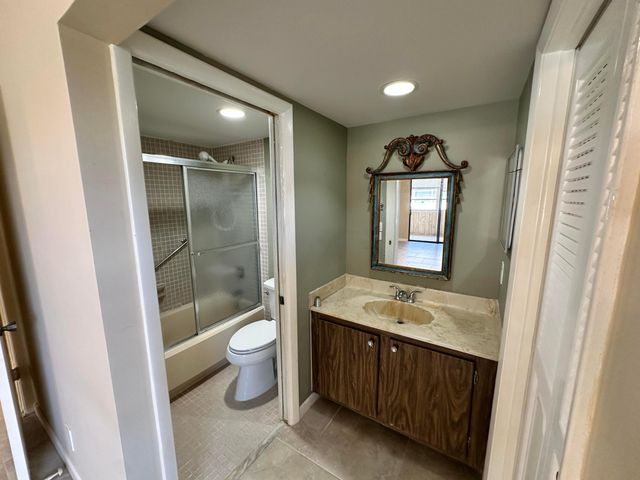 123 Capri C, Delray Beach, FL 33484