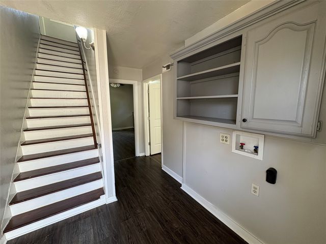 715 W Day Street, Denison, TX 75020