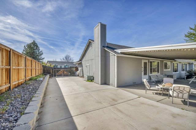 25 Desert Peak Court, Sparks, NV 89441