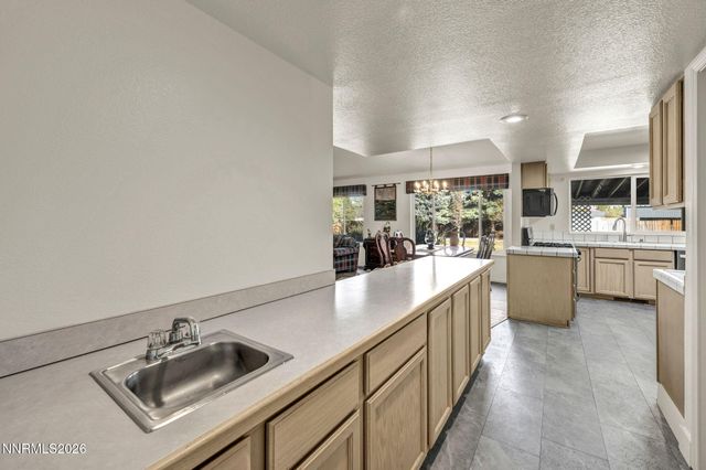 25 Desert Peak Court, Sparks, NV 89441