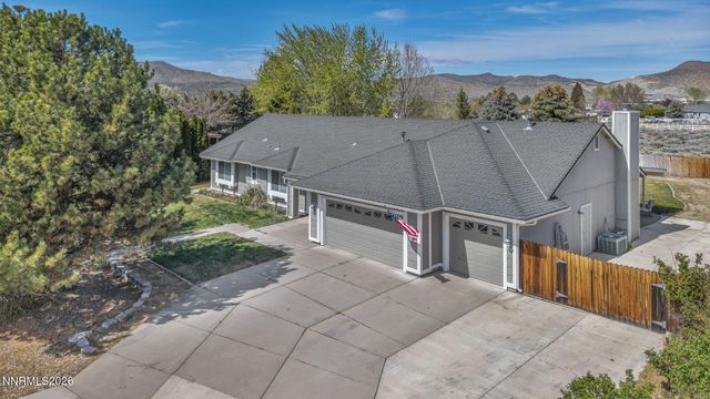 25 Desert Peak Court, Sparks, NV 89441
