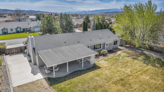 25 Desert Peak Court, Sparks, NV 89441
