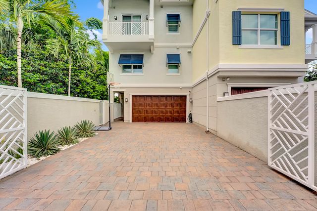1045 Harbor Villas Drive 5, North Palm Beach, FL 33408
