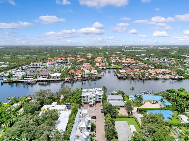 1045 Harbor Villas Drive 5, North Palm Beach, FL 33408