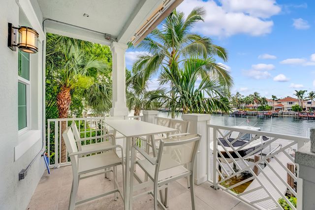 1045 Harbor Villas Drive 5, North Palm Beach, FL 33408