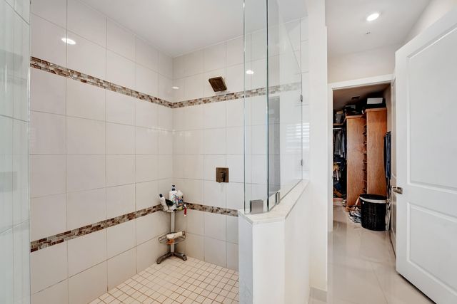 1045 Harbor Villas Drive 5, North Palm Beach, FL 33408