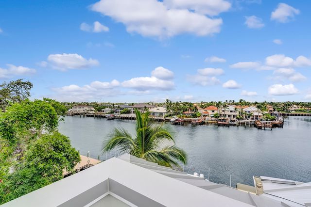 1045 Harbor Villas Drive 5, North Palm Beach, FL 33408