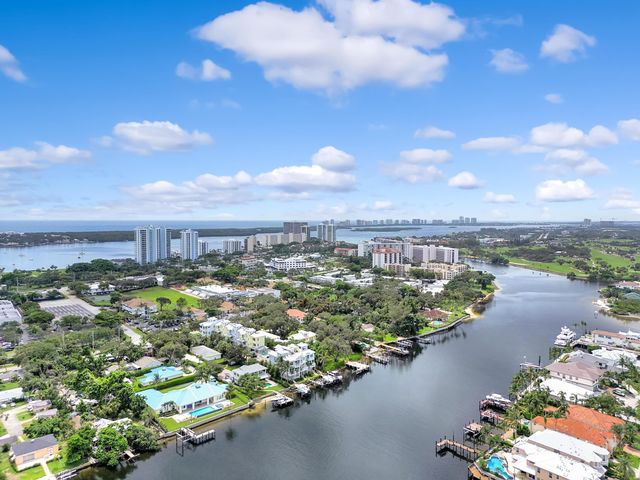 1045 Harbor Villas Drive 5, North Palm Beach, FL 33408