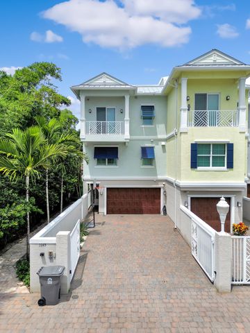 1045 Harbor Villas Drive 5, North Palm Beach, FL 33408
