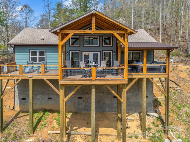 107 Twisted Birch Drive, Hendersonville, NC 28792