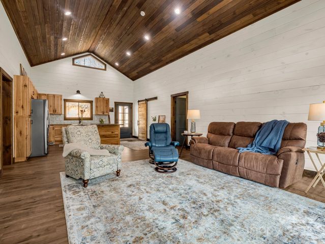 107 Twisted Birch Drive, Hendersonville, NC 28792