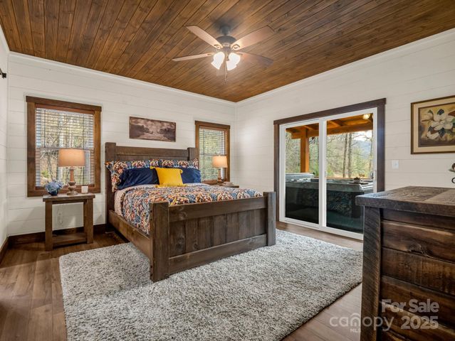 107 Twisted Birch Drive, Hendersonville, NC 28792