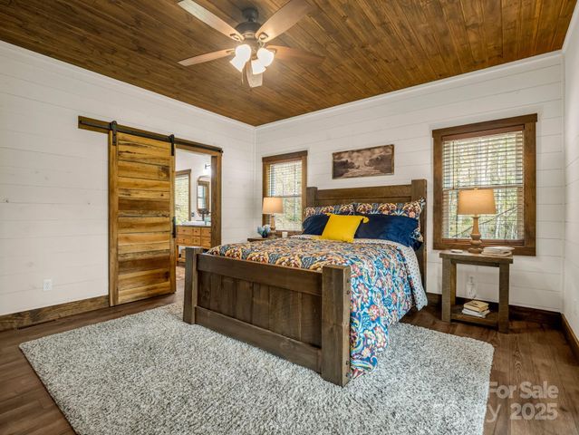 107 Twisted Birch Drive, Hendersonville, NC 28792