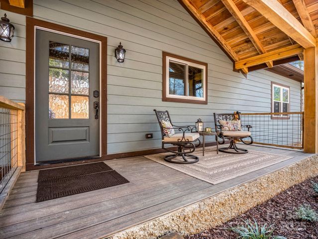 107 Twisted Birch Drive, Hendersonville, NC 28792