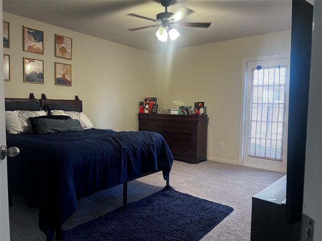 9511 Platinum Oaks Court, Brazoria, TX 77583