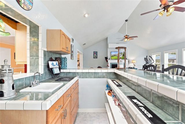 1520 SE PINWHEEL DRIVE, Crystal River, FL 34429