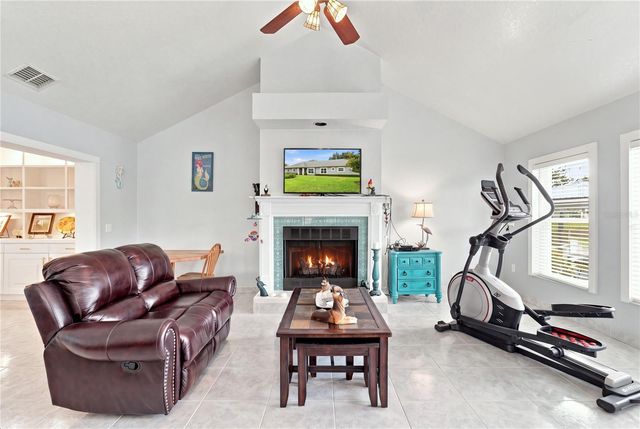 1520 SE PINWHEEL DRIVE, Crystal River, FL 34429