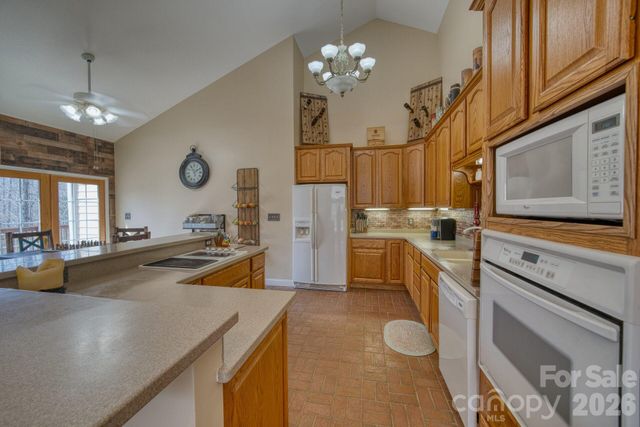 45 Baton Lane, Asheville, NC 28803