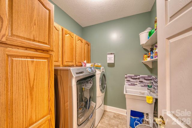 45 Baton Lane, Asheville, NC 28803