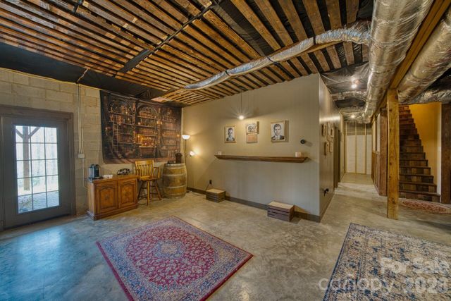 45 Baton Lane, Asheville, NC 28803