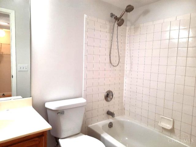 9362 Hunters Creek Drive, Blue Ash, OH 45242