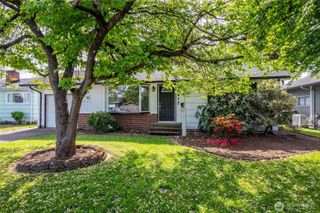 2017 28th Ave, Longview, WA 98632