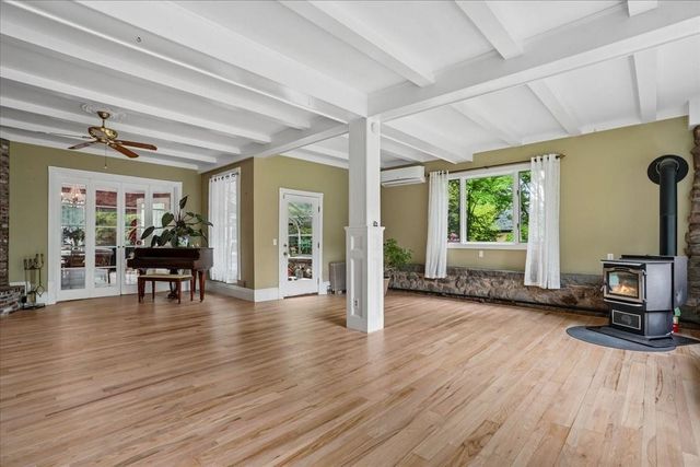 12 Granite Street, Milford, NH 03055